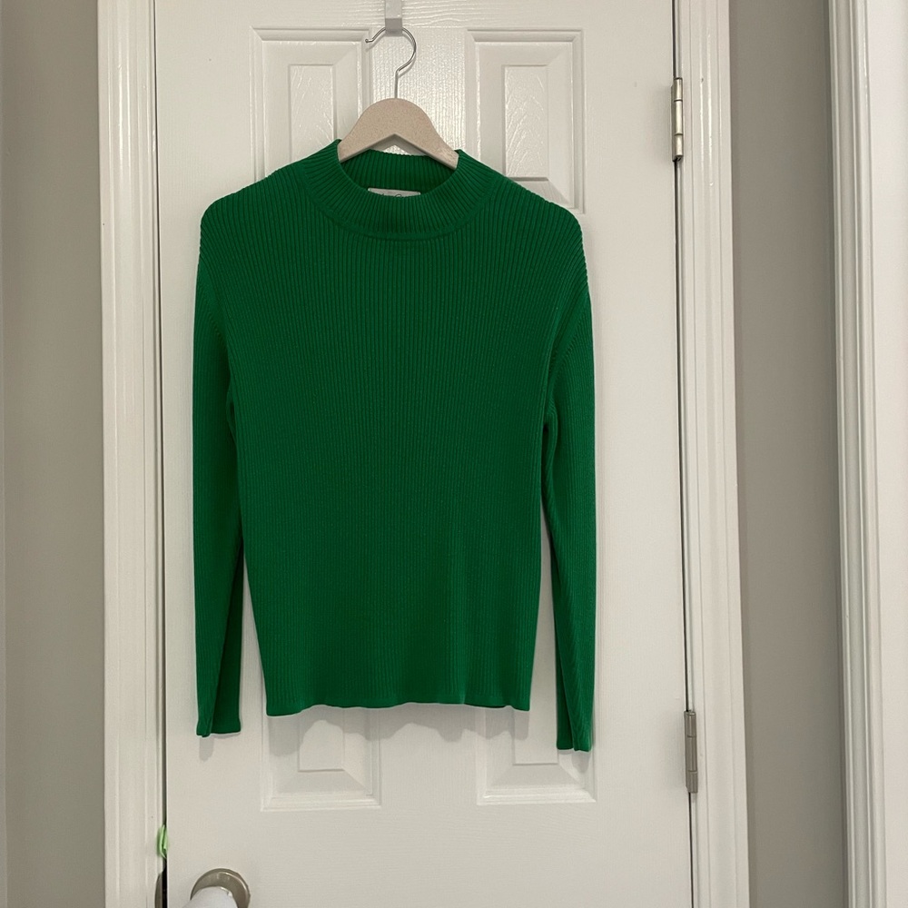Kim Rogers Vibrant Green Knit Top